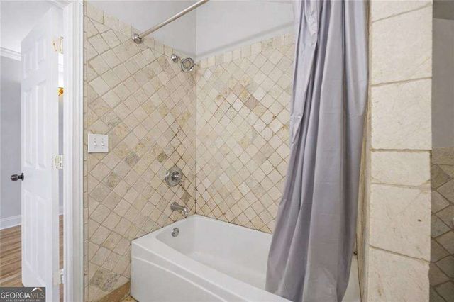 3121 Centerville Rosebud Rd, Snellville, GA 30039