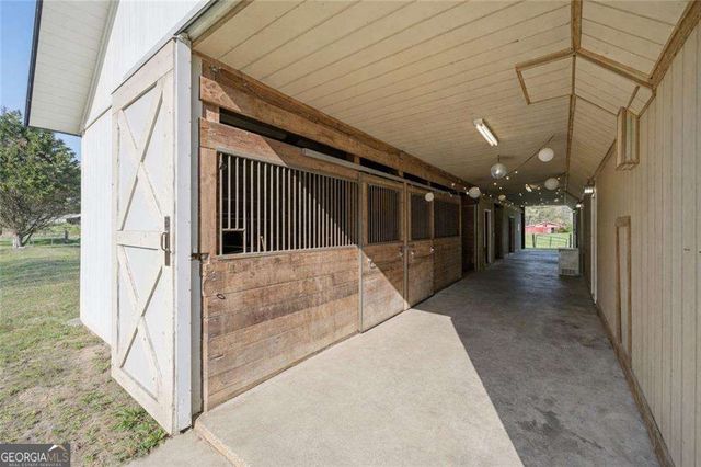 3121 Centerville Rosebud Rd, Snellville, GA 30039