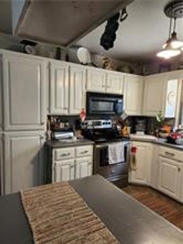 13 Kensington Drive, Bella Vista, AR 72715