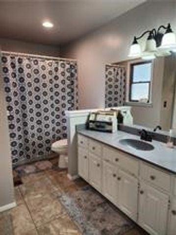 13 Kensington Drive, Bella Vista, AR 72715