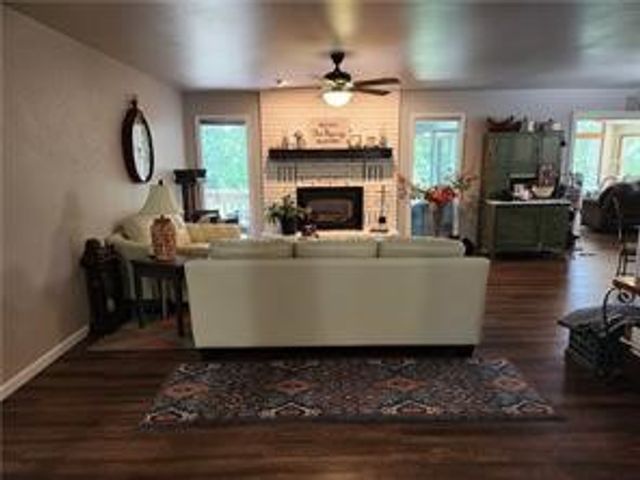 13 Kensington Drive, Bella Vista, AR 72715