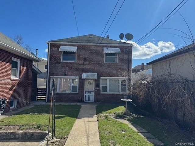 12212 6th Avenue, College Point, NY 11356