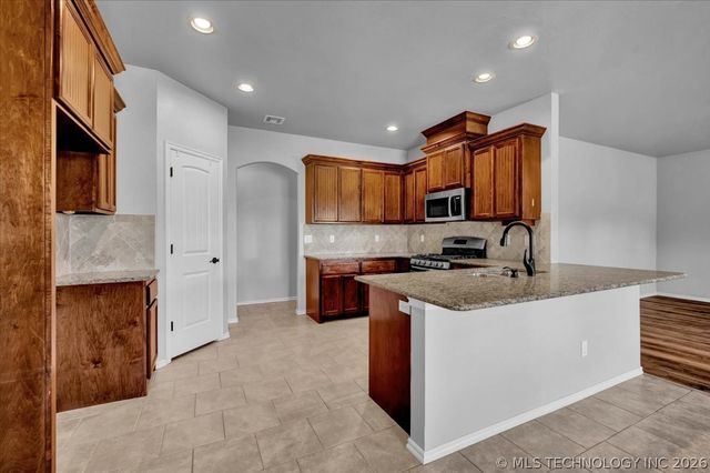 5800 SE 142nd, Oklahoma City, OK 73165