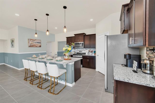 7712 OAKMOSS LOOP, Davenport, FL 33837