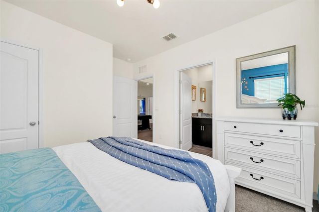 7712 OAKMOSS LOOP, Davenport, FL 33837