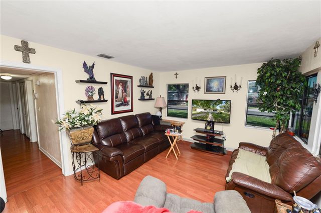 621 HILLSIDE DRIVE, Lakeland, FL 33803