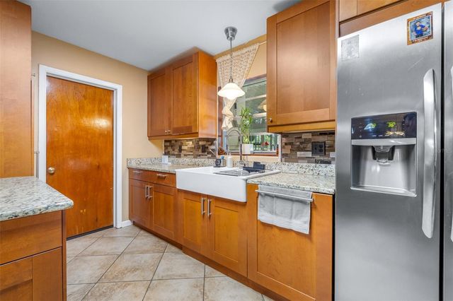 937 AVENUE L SE, Winter Haven, FL 33880