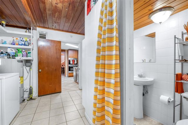 937 AVENUE L SE, Winter Haven, FL 33880