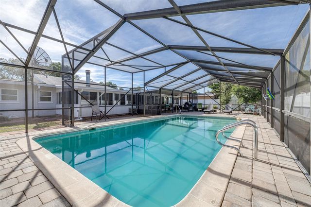 937 AVENUE L SE, Winter Haven, FL 33880