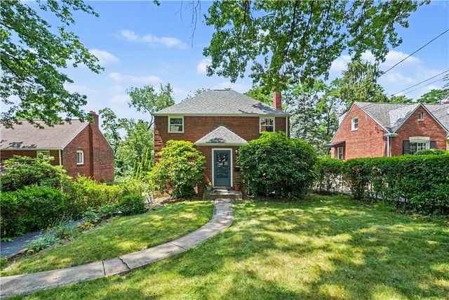 284 Barclay Ave, Forest Hills Boro, PA 15221