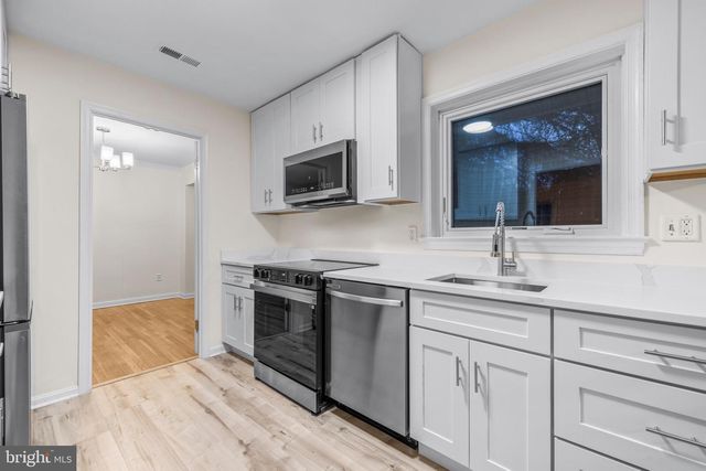 12504 SAINT JAMES, Rockville, MD 20852