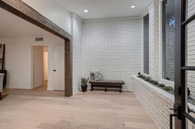 5325 Western Hills DR, Austin, TX 78731