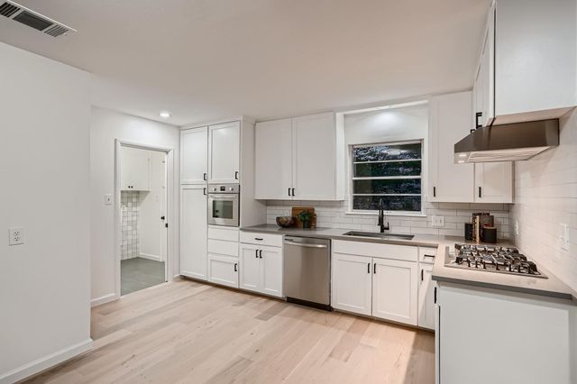 5325 Western Hills DR, Austin, TX 78731