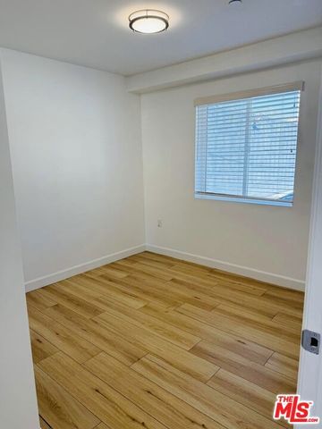 246 N Catalina Street 3, Los Angeles, CA 90004