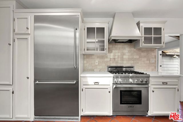 4506 Nagle Avenue, Sherman Oaks, CA 91423