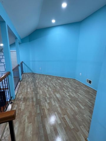 25 Bloomingdale Dr 4B, Hillsborough Twp., NJ 08844