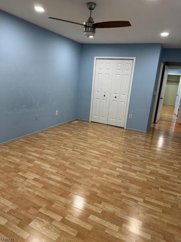 25 Bloomingdale Dr 4B, Hillsborough Twp., NJ 08844