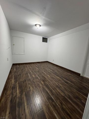 25 Bloomingdale Dr 4B, Hillsborough Twp., NJ 08844