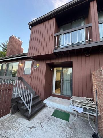 25 Bloomingdale Dr 4B, Hillsborough Twp., NJ 08844