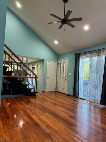 25 Bloomingdale Dr 4B, Hillsborough Twp., NJ 08844
