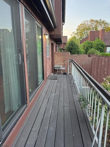 25 Bloomingdale Dr 4B, Hillsborough Twp., NJ 08844