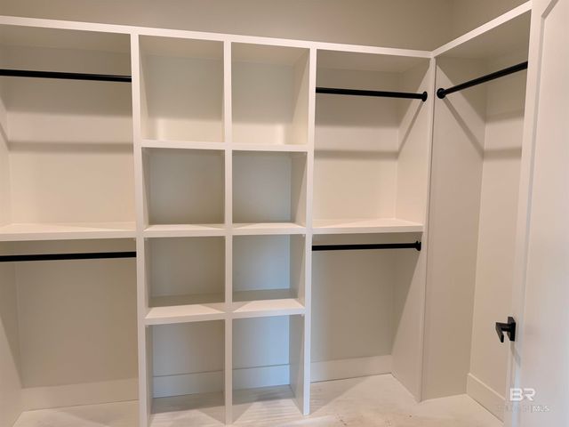 28310 Comstock Road, Elberta, AL 36530