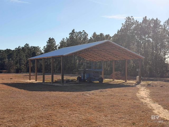 28310 Comstock Road, Elberta, AL 36530