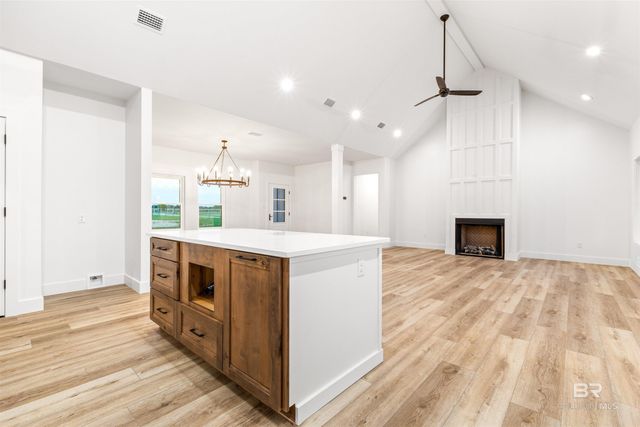 28310 Comstock Road, Elberta, AL 36530