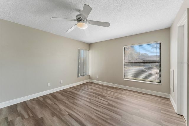 5201 BELLEFIELD DRIVE, Tampa, FL 33624
