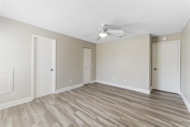 5201 BELLEFIELD DRIVE, Tampa, FL 33624