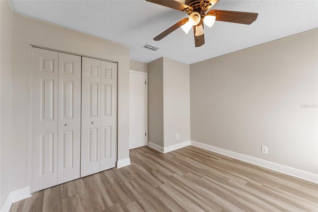 5201 BELLEFIELD DRIVE, Tampa, FL 33624