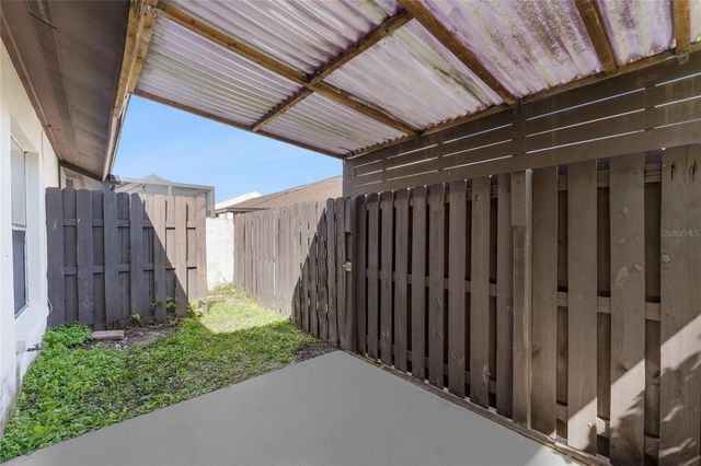 5201 BELLEFIELD DRIVE, Tampa, FL 33624