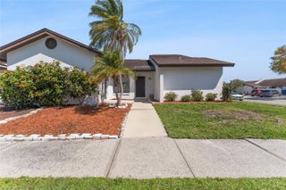 5201 BELLEFIELD DRIVE, Tampa, FL 33624