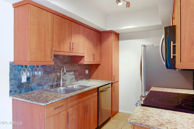 7350 N VIA PASEO DEL SUR -- N207, Scottsdale, AZ 85258