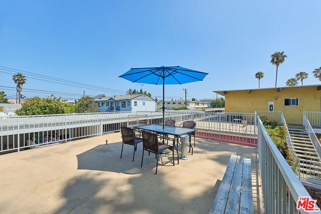 2325 Kansas Avenue 9, Santa Monica, CA 90404