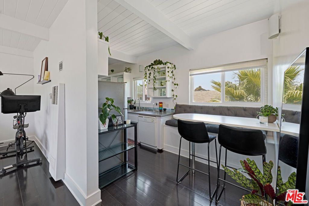 2325 Kansas Avenue 9, Santa Monica, CA 90404 — photo 4