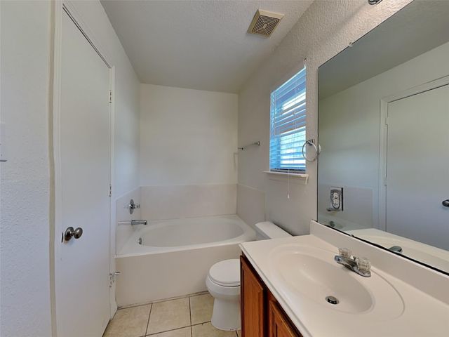 2803 Seastrand Lane, Dickinson, TX 77539