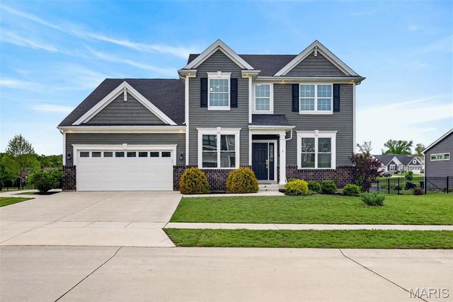 187 Redmond Pines Drive, Wentzville, MO 63385