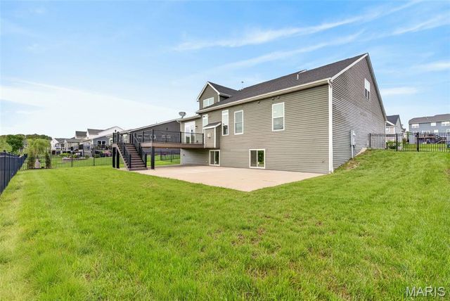 187 Redmond Pines Drive, Wentzville, MO 63385