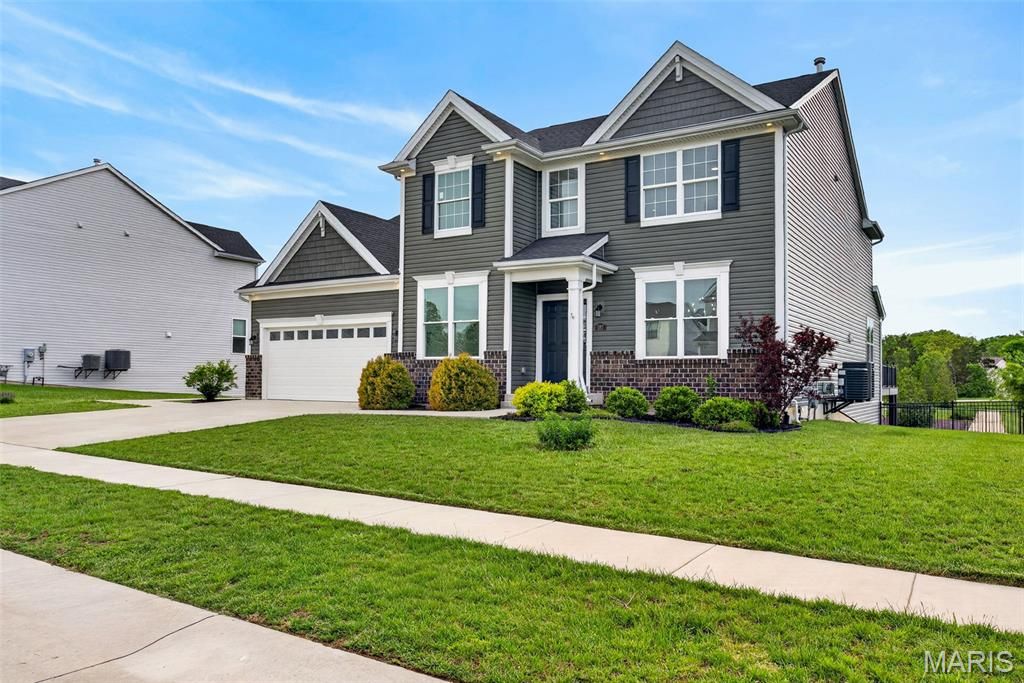 187 Redmond Pines Drive, Wentzville, MO 63385