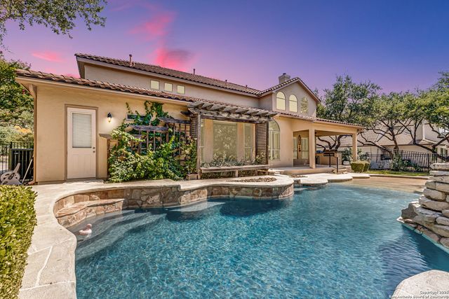 24511 Bogey, San Antonio, TX 78260