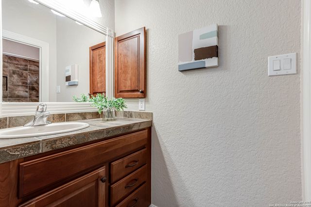 24511 Bogey, San Antonio, TX 78260