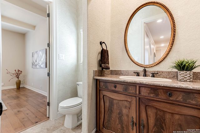 24511 Bogey, San Antonio, TX 78260