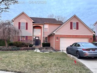 9228 W Walden Drive, Van Buren Charter Township, MI 48111