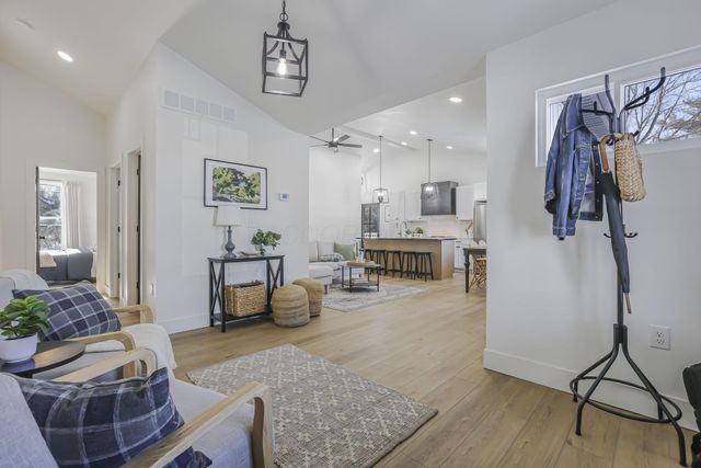 6103 Pickerington Road, Carroll, OH 43112