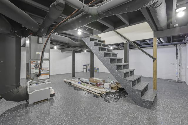 6103 Pickerington Road, Carroll, OH 43112