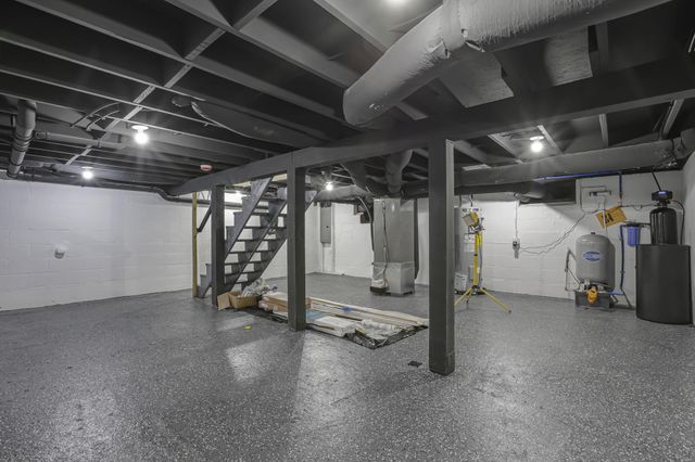 6103 Pickerington Road, Carroll, OH 43112