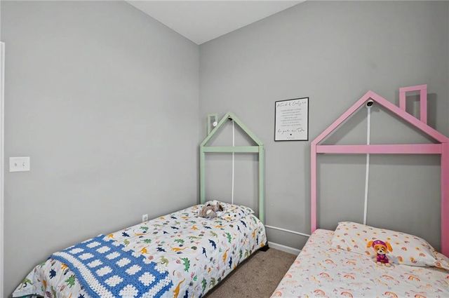 16699 Dana Lane, Leavenworth, KS 66048