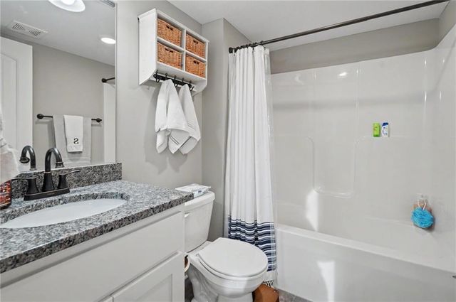 16699 Dana Lane, Leavenworth, KS 66048