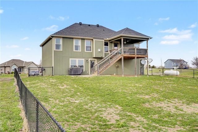 16699 Dana Lane, Leavenworth, KS 66048